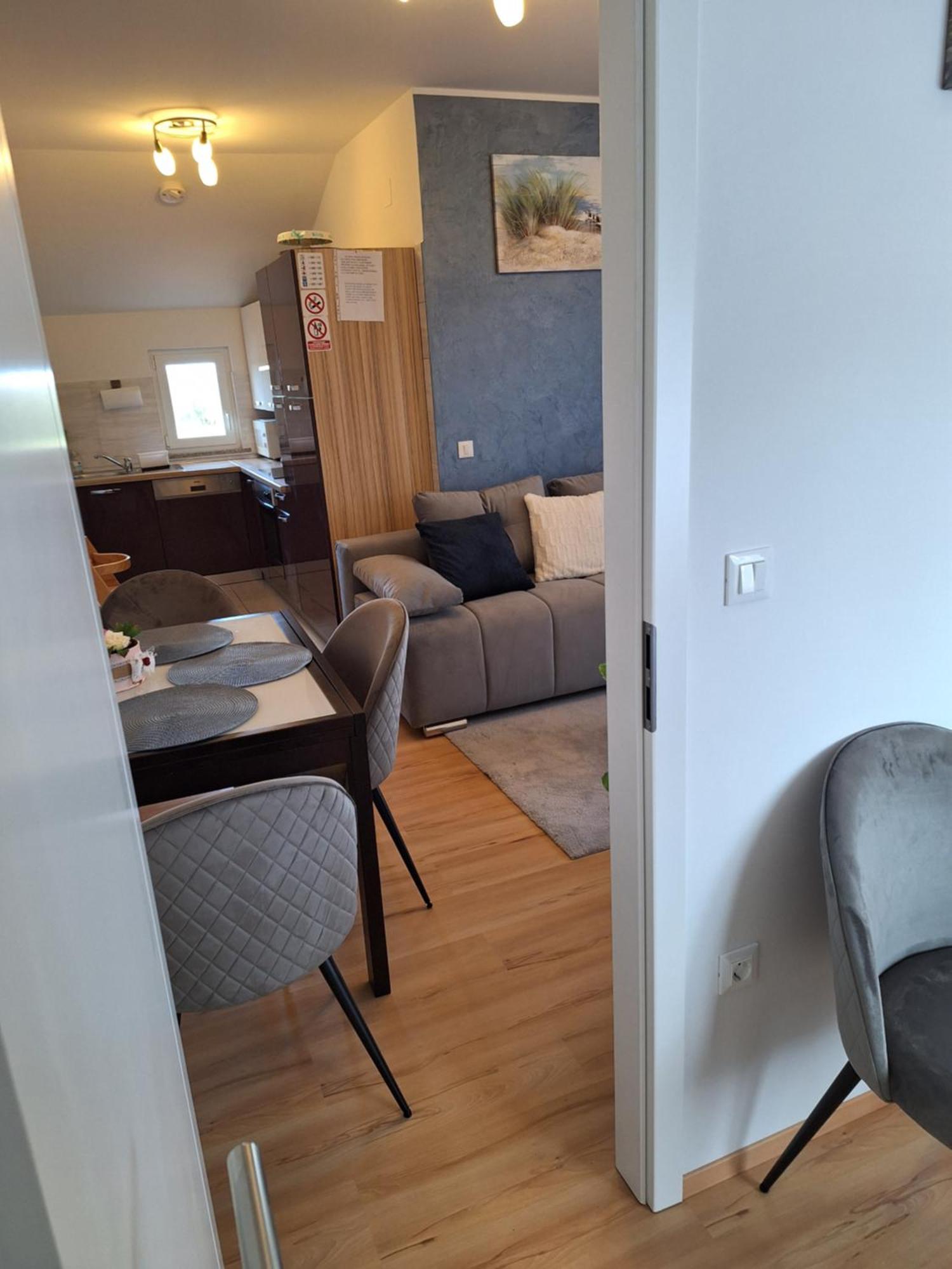 Apartment Dorina Buje Eksteriør bilde