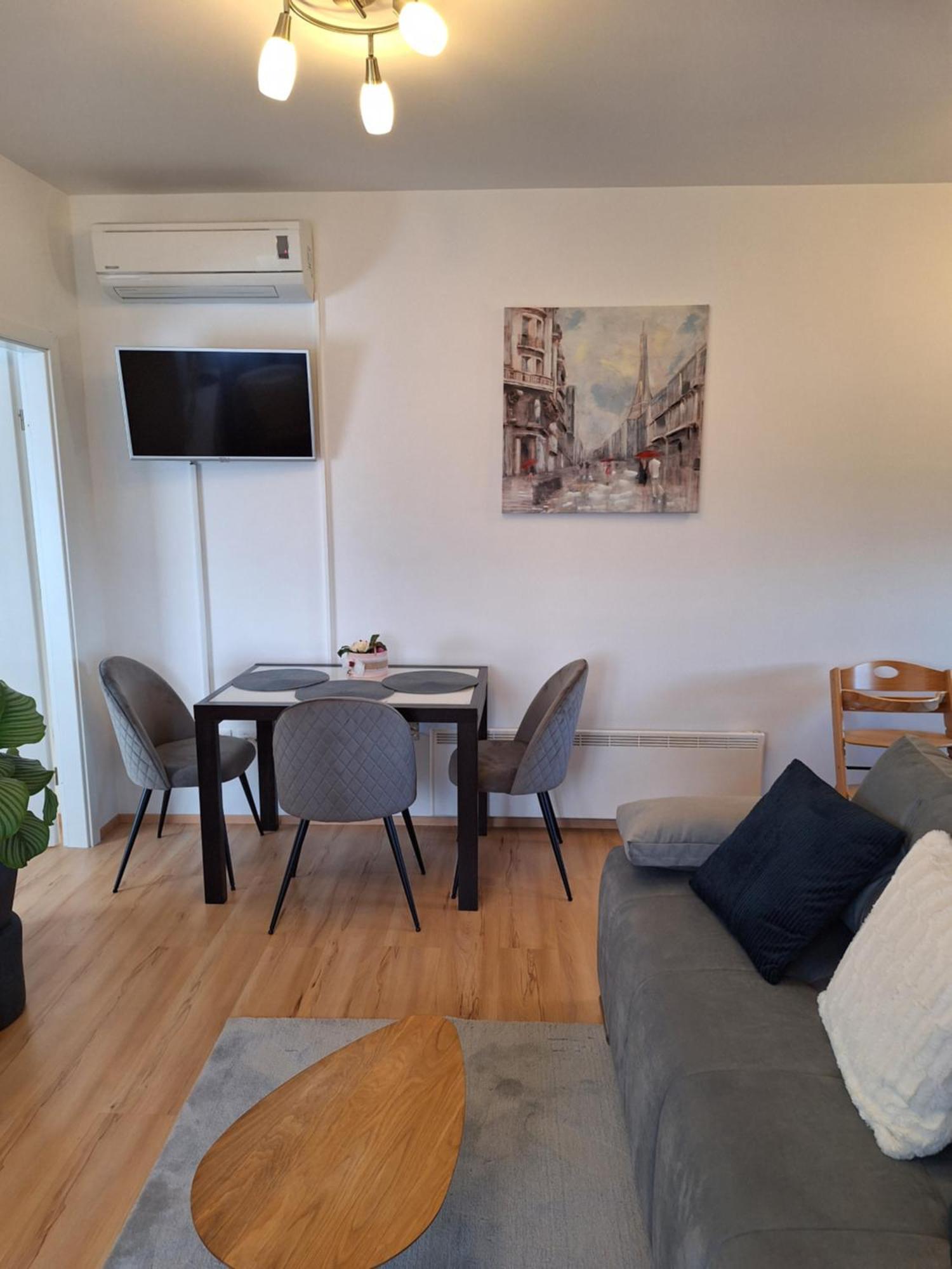 Apartment Dorina Buje Eksteriør bilde